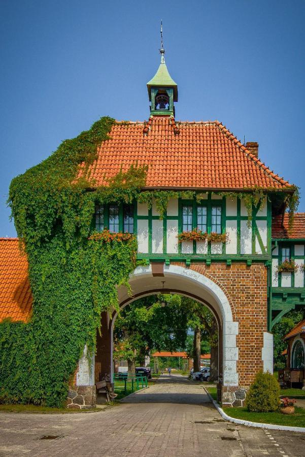 Kadyny Folwark Hotel & Spa Buitenkant foto